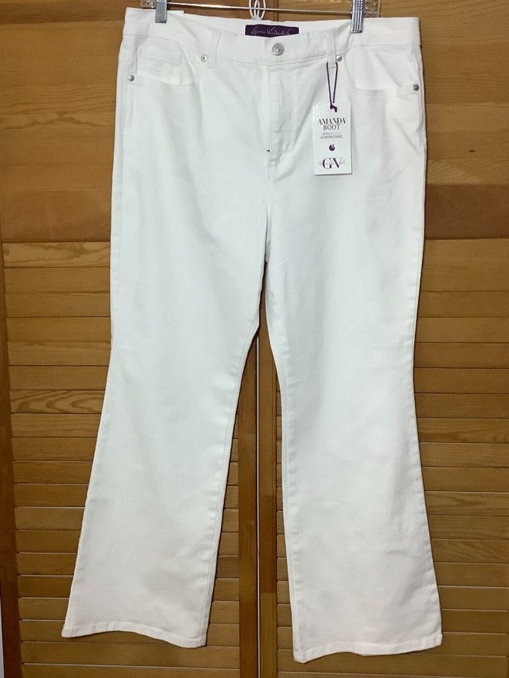 Gloria Vanderbilt Boot Cut Amanda White Denim Jeans 14P NWT Timeless Chic Casual